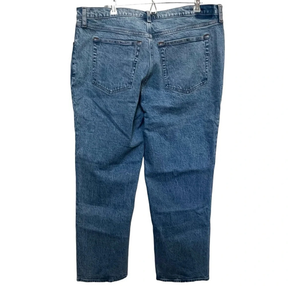 Abercrombie & Fitch The 90s Slim Straight Jeans Light Wash 18 Short NWT - Picture 2 of 8